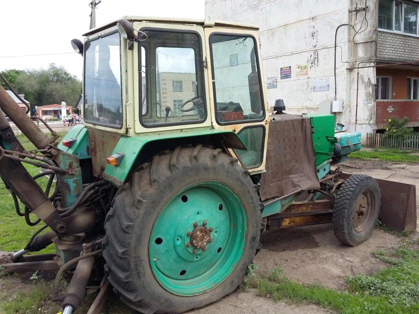 Трактор ЮМЗ 80
