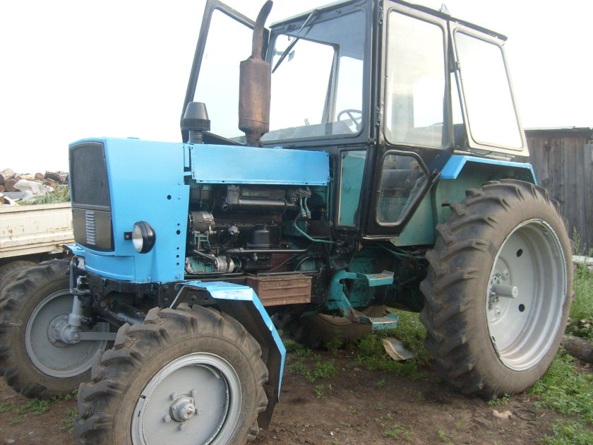 ЮМЗ-6 трактор