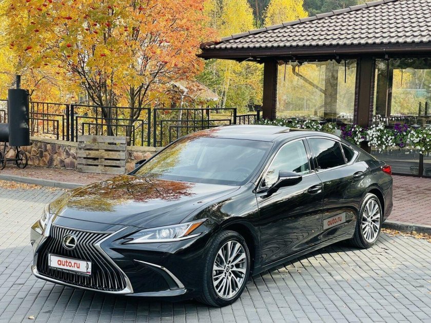 Лексус ЕС 250 2021