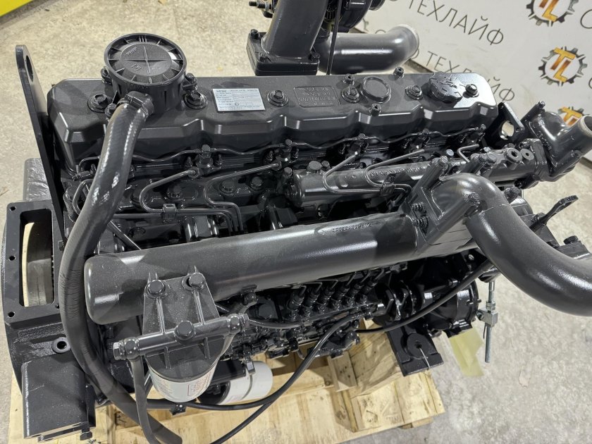 Двигатель cummins 6isbe 300