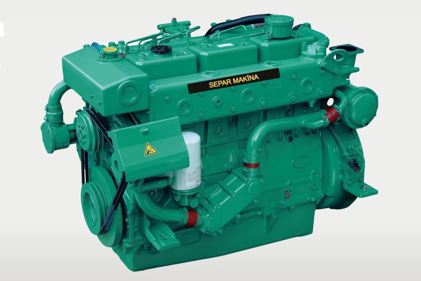 Судовой дизельный двигатель