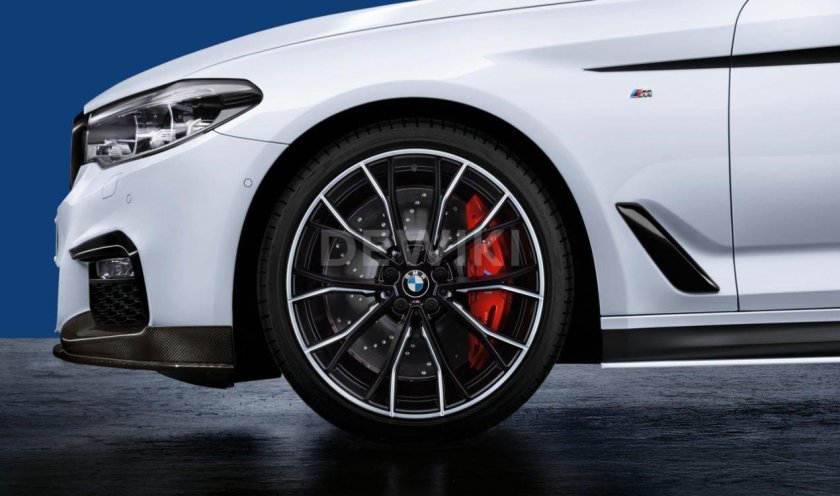 БМВ м5 перфоманс 2020