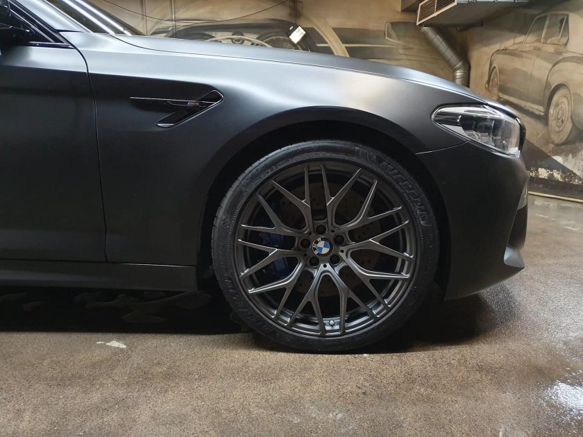 BMW m5 f90 колеса