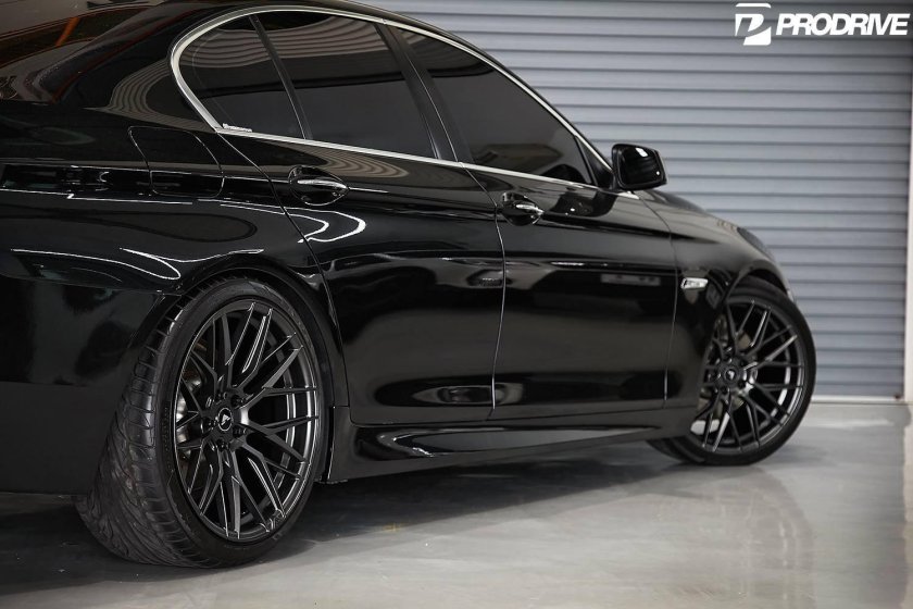 BMW f10 Black r20