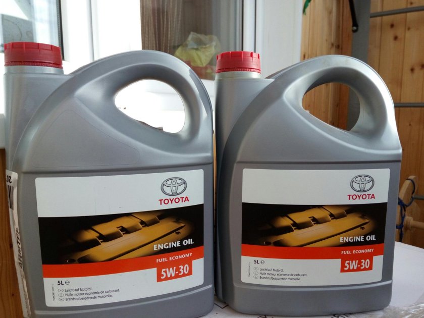 Масло моторное Тойота 5w30 оригинал