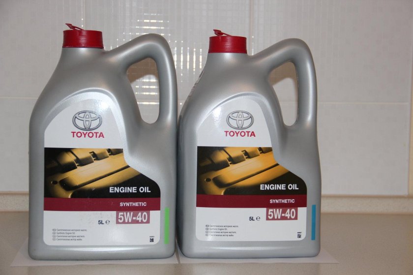 Оригинальное моторное масло Тойота 5w40