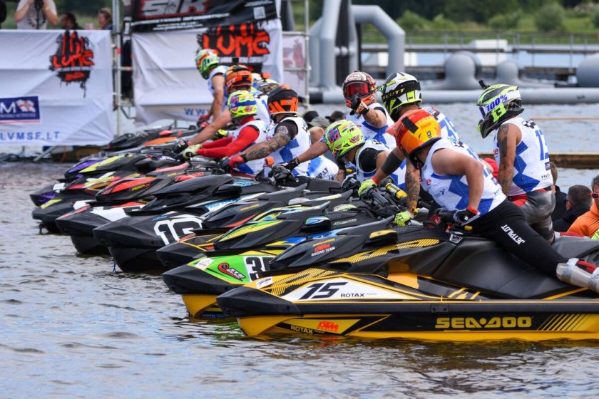 Водно моторный спорт