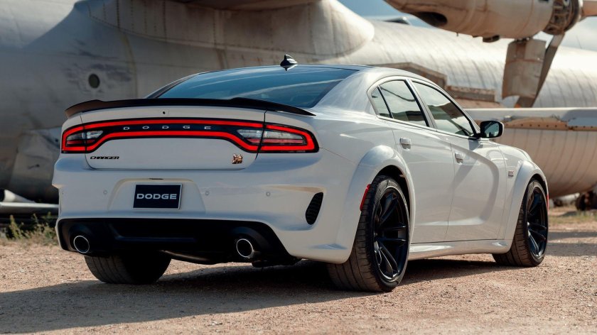 Dodge Charger 2020