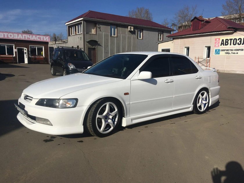 Honda Accord 6 2000