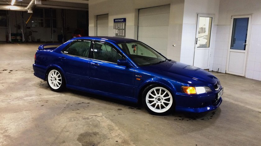 Honda Accord Euro r 2001