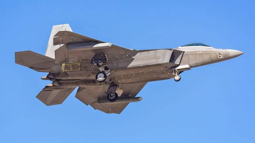 Истребитель Lockheed Martin f-22a Raptor
