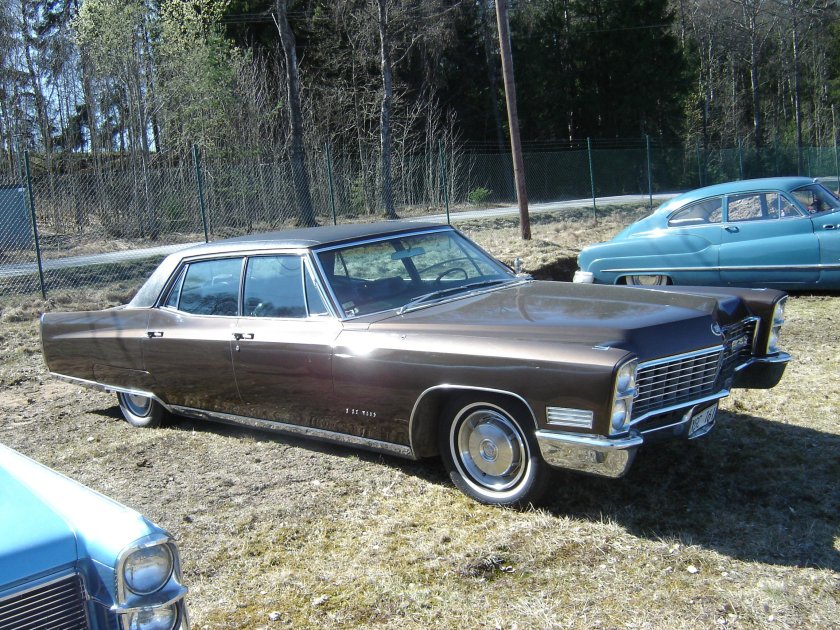 Cadillac Fleetwood 60 Special 1989