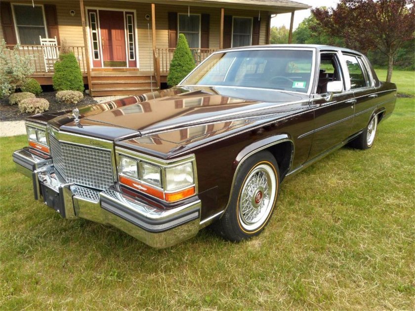 Cadillac Brougham 1987