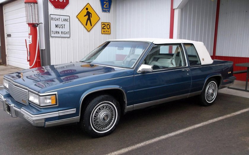 Кадиллак Девиль 1987 года