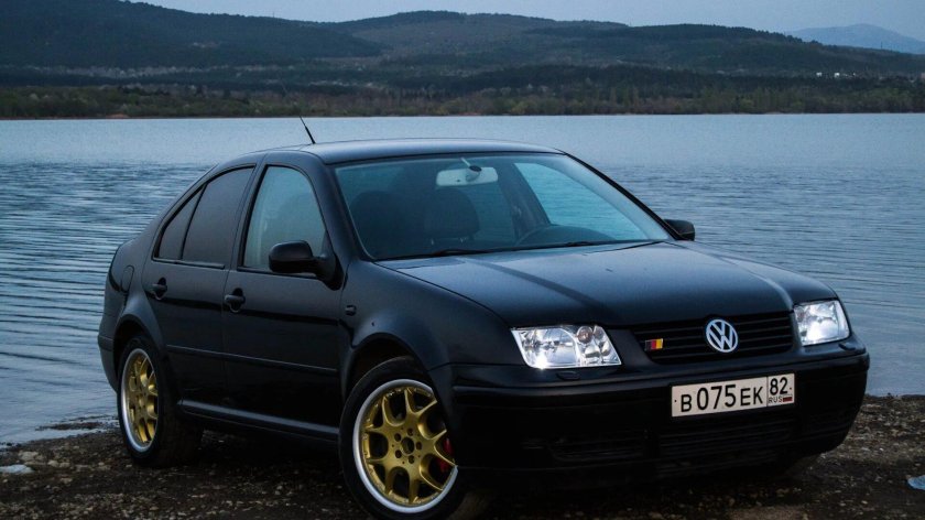 Volkswagen Bora 1 поколение