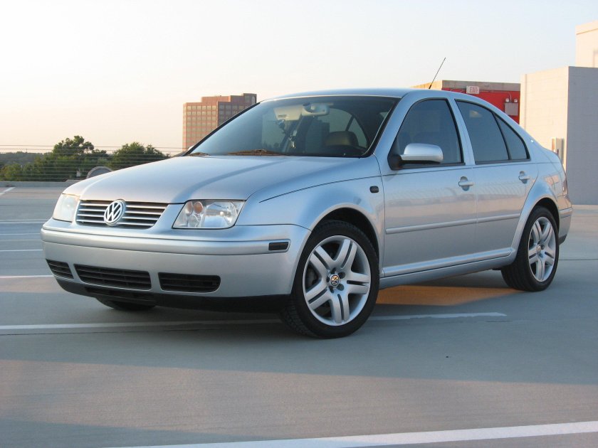 Volkswagen Bora 1 поколение