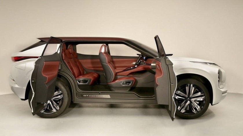 Mitsubishi gt-PHEV
