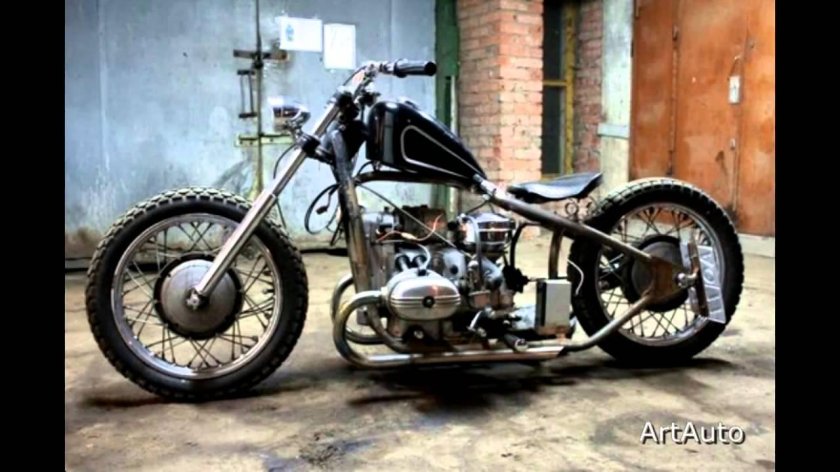 Мотоцикл Урал боббер