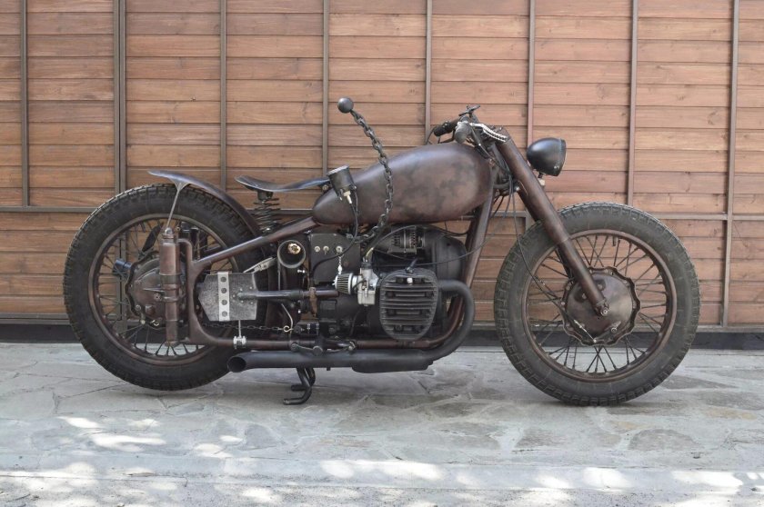 Мотоцикл Урал боббер