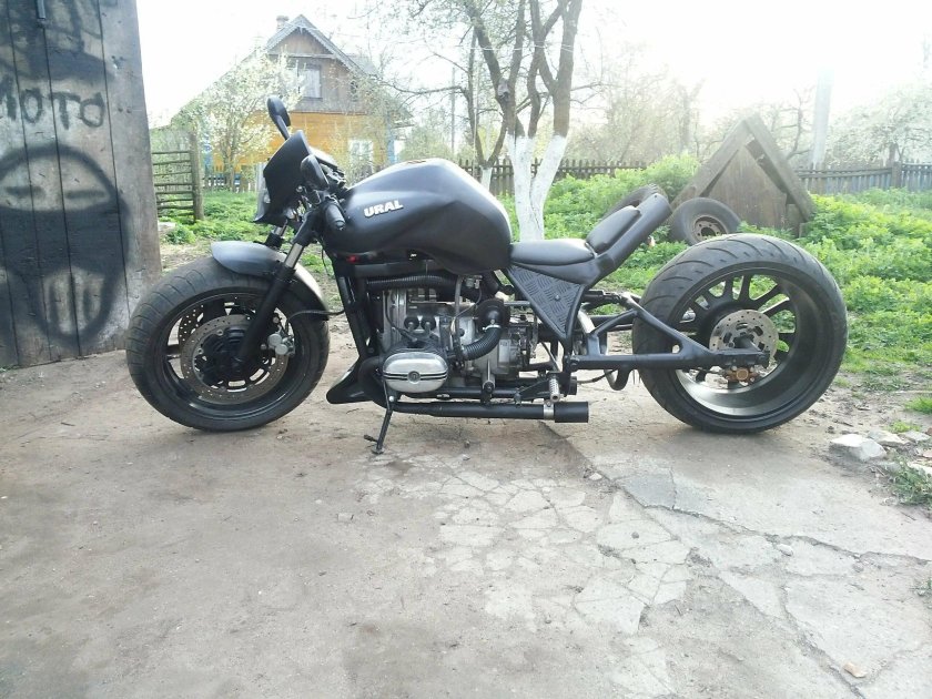 Мотоцикл Урал стрит