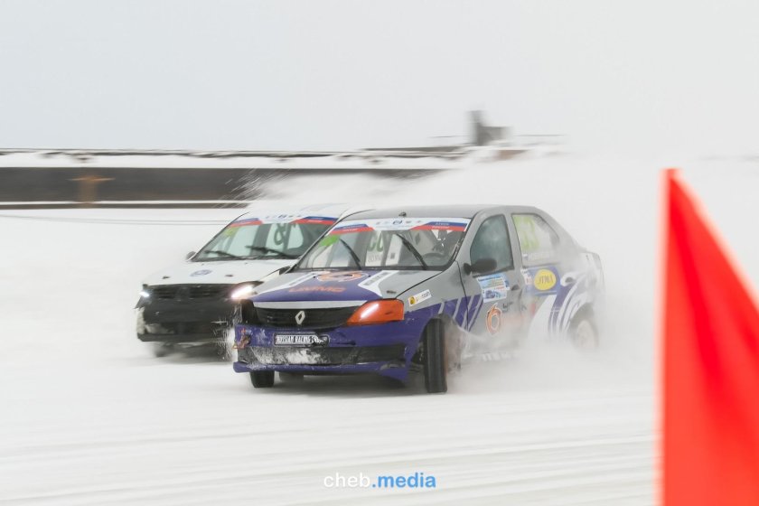 Трековые гонки Волга