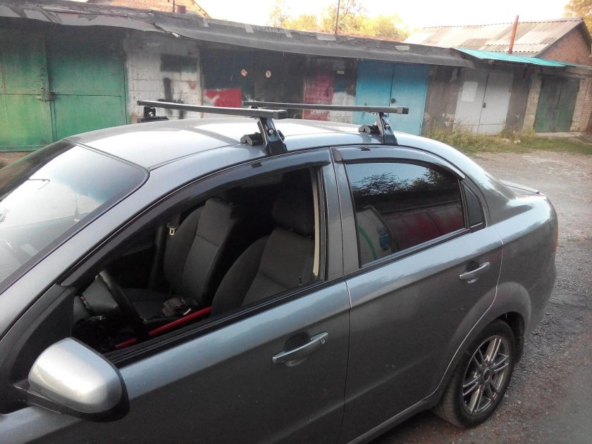Багажник на Шевроле Авео т250 на крышу
