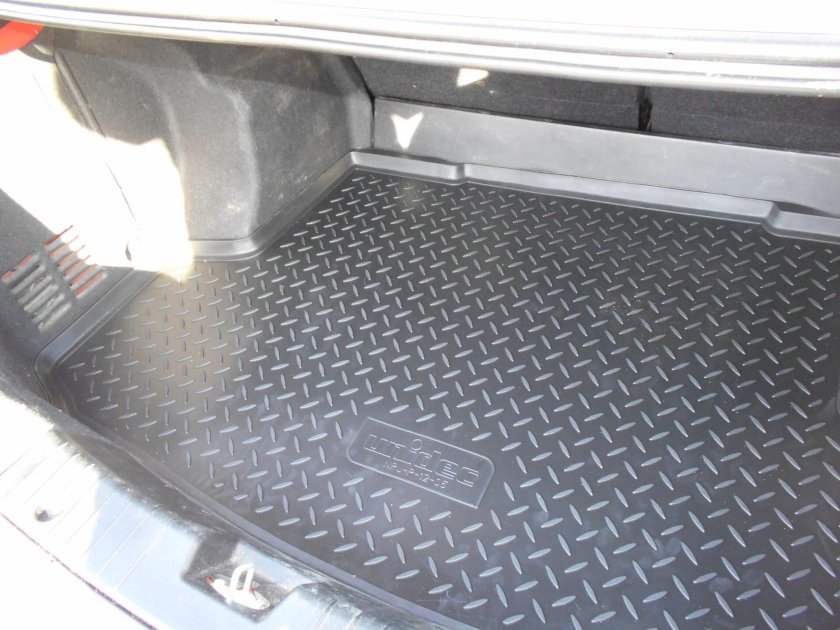 Коврик в багажник Шевроле Авео т250 седан