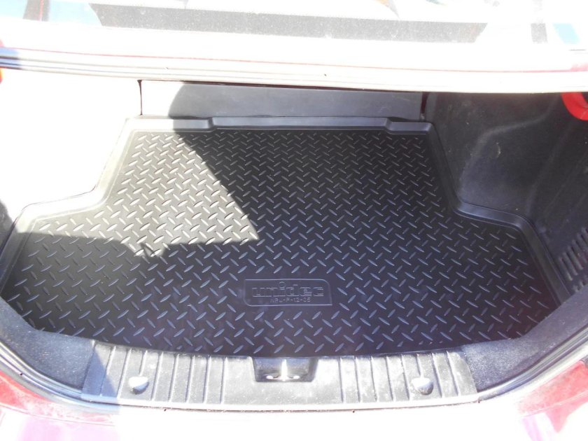 Коврик в багажник Шевроле Авео т250 седан