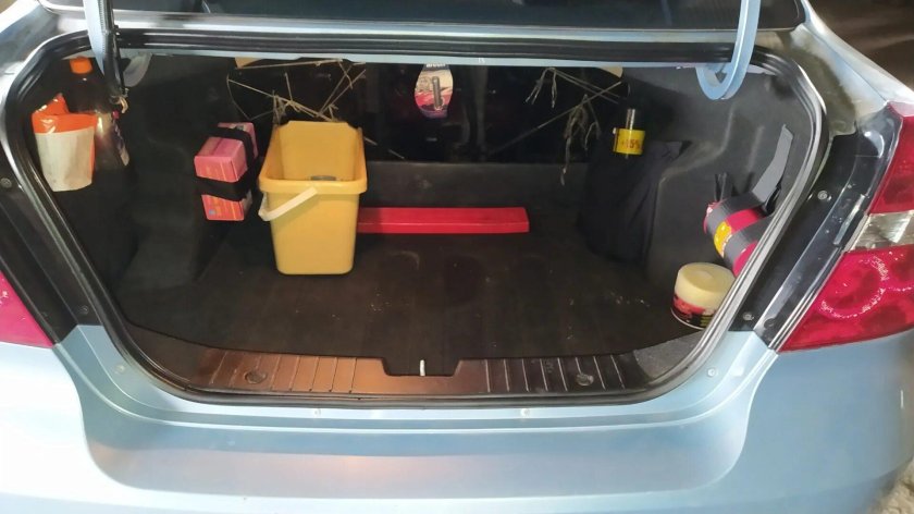 Шевроле Авео седан багажник