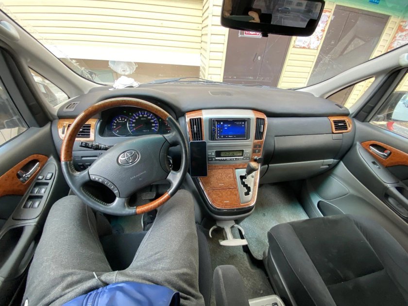 Toyota альфард 2007 салон