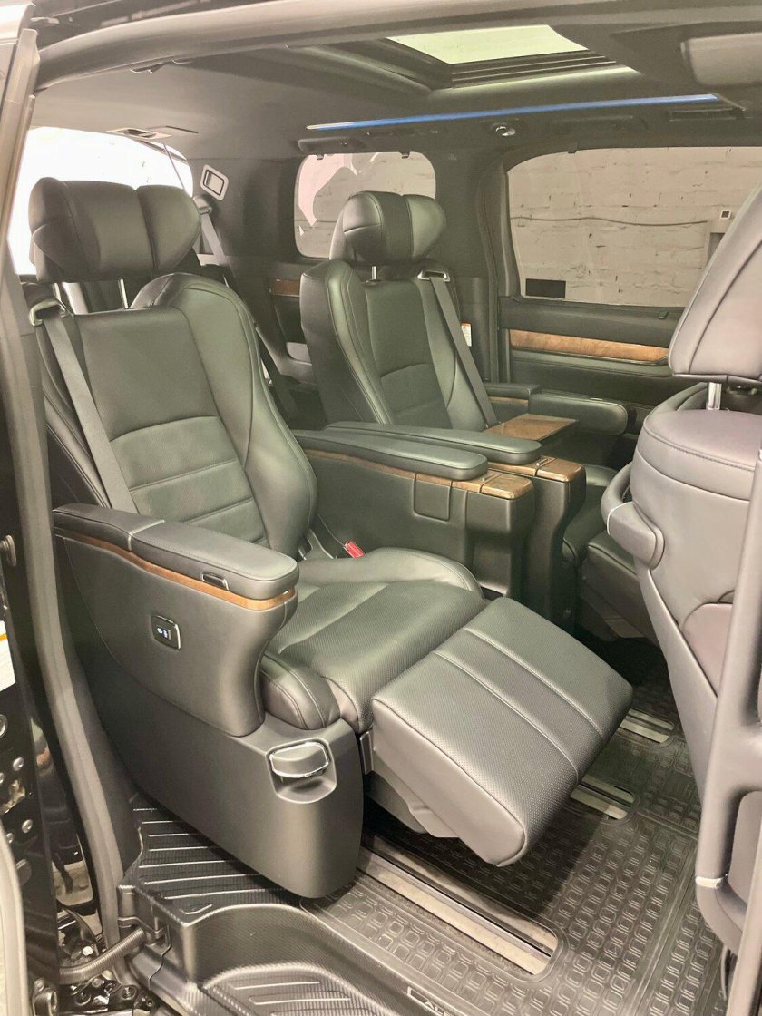 Тойота альфард 2022