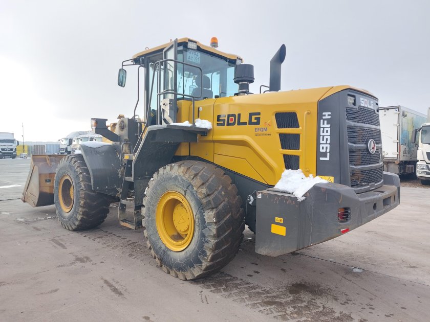 Фронтальный погрузчик lgce