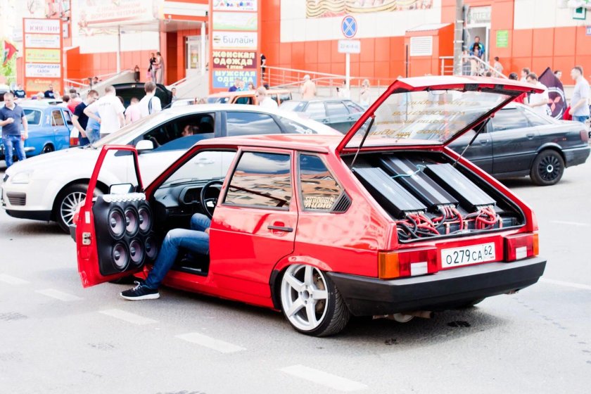 ВАЗ 2109 С автозвуком