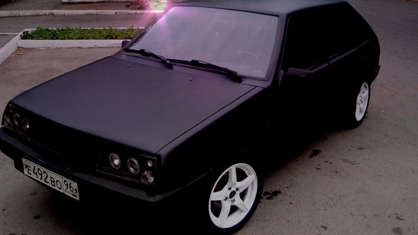 Лада ВАЗ 2109 черная тонированная