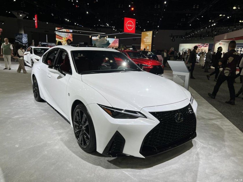 Lexus is 500 f sport performance