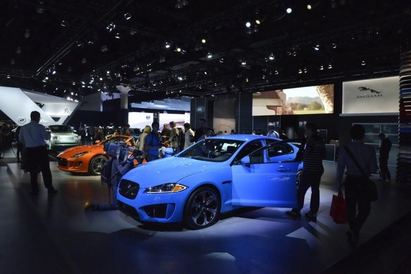 Автосалон в Лос Анджелесе 2022 Мустанг