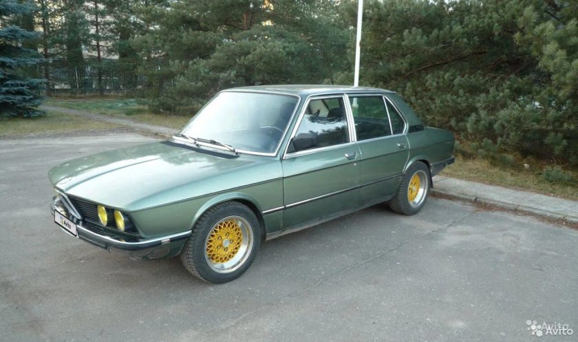 BMW 1980 зелёный