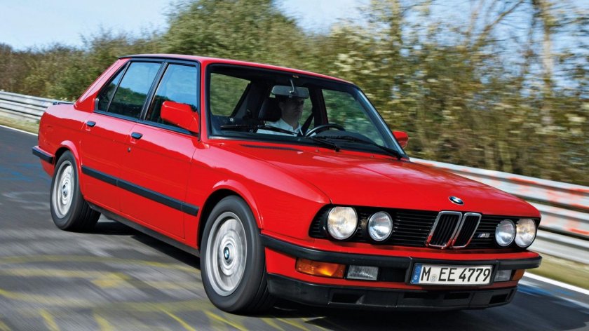 BMW e28 m5