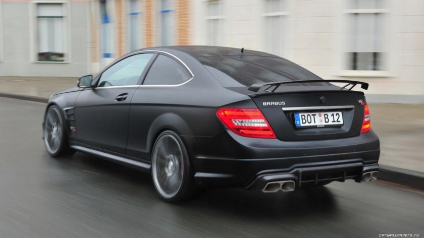 Mercedes benz c 63 amg
