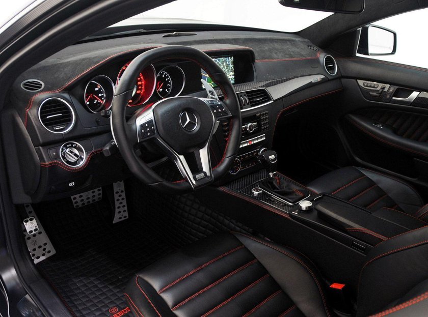Mercedes c63 amg coupe салон