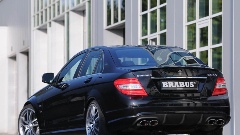 Мерседес c63 AMG w204 Brabus