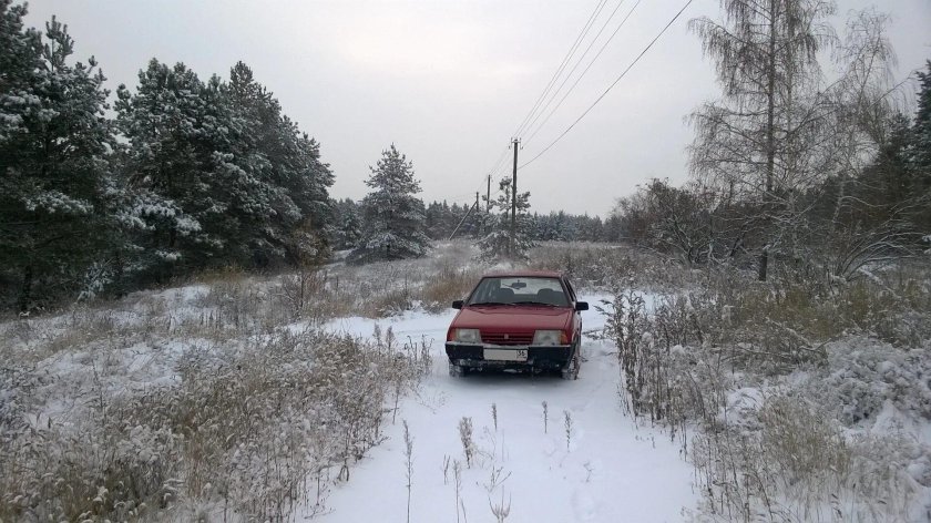 Покатушки на девятке в лесу