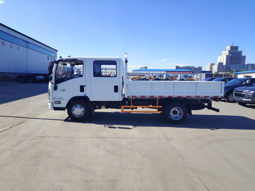 Грузовик isuzu elf