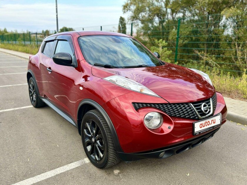 Ниссан жук 2014