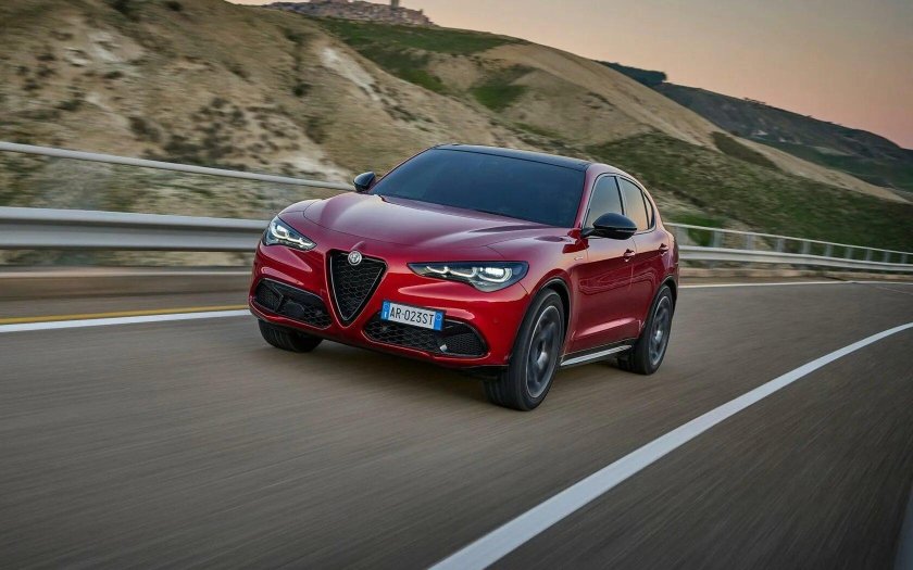 Alfa Romeo Stelvio 2023