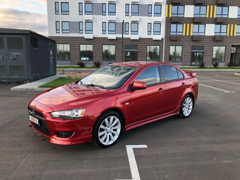 Мицубиси Лансер 10 2.0