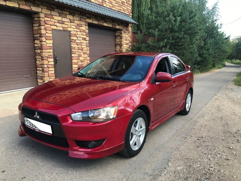 Mitsubishi Lancer 2007 красный