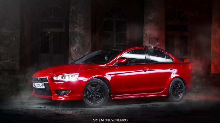 Митсубиси Лансер 10