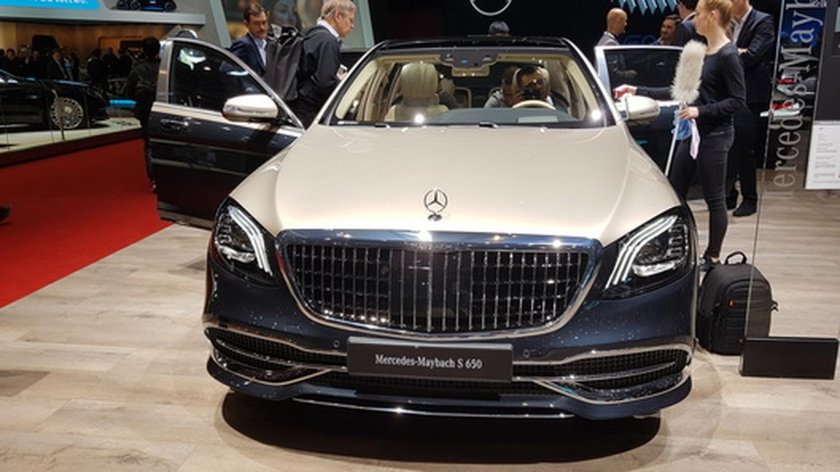 Мерседес Майбах 2023