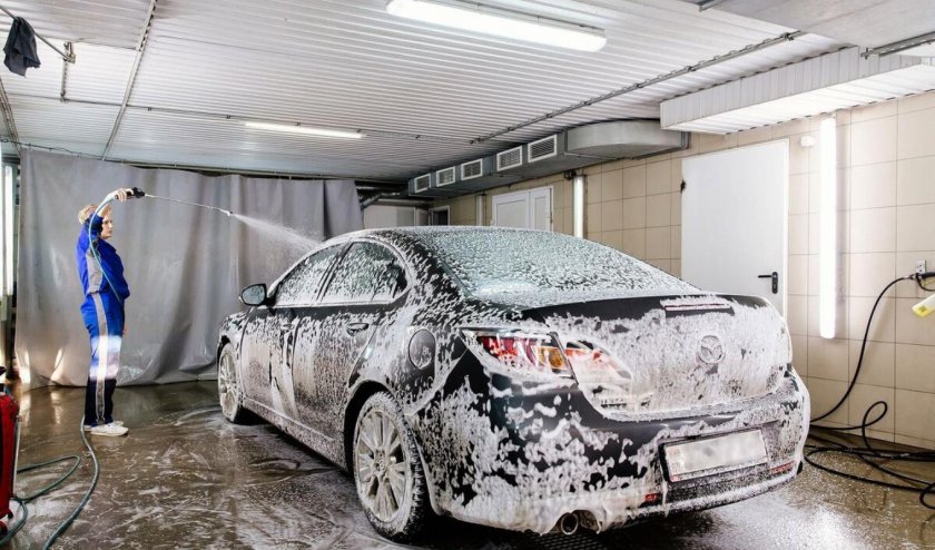 Бесконтактная мойка автомобиля